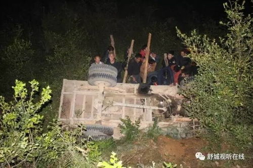 一、祭祖习俗与民间传说：孝道与鬼影交织的文化底蕴底蕴