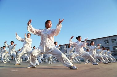 校园普及：青年一代的身心健康塑造