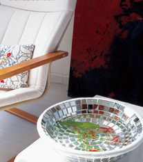 家里摆放风水鱼盆，哪个位置最适宜？