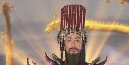 ：鸿钧道统与宇宙秩序的二元性