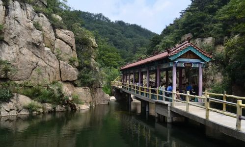 古栈道：死亡摇摇晃晃