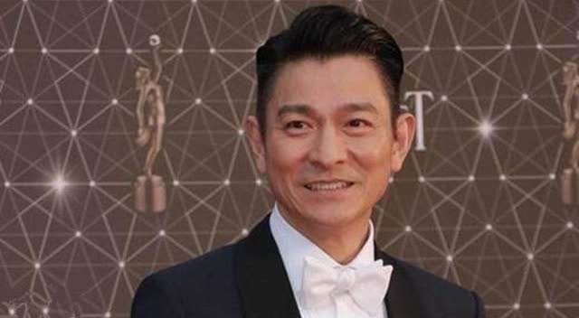 三．姓氏密码：财富象征下的人生轨迹映射