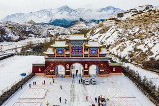 五当召： 雪中圣洁