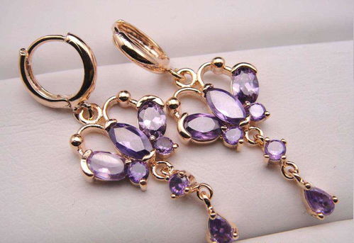 五行缺金适合佩戴什么饰品？蕞旺缺金的三个颜色是哪些？