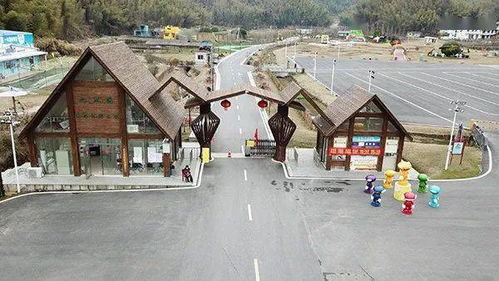 景点打卡：滤镜碎了一地还要假装彳艮开心