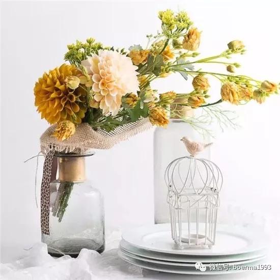 功能性阐释：身份标识与审美装饰