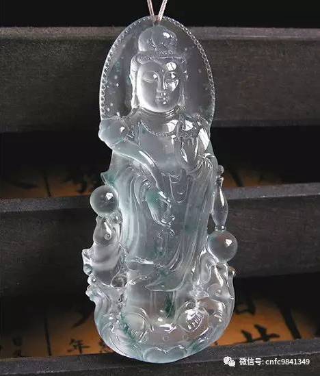 孕妇梦见胎儿变瓷观音，这饰品能保佑腹中胎儿平安吗？