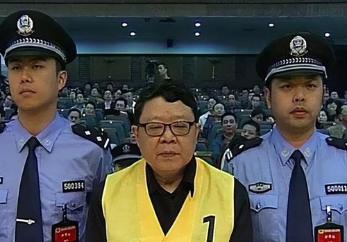 权力腐败：失控机制下的悲剧