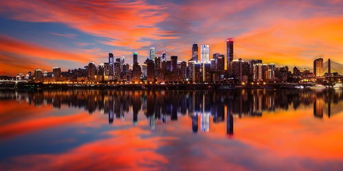 二、 被矮小估 的 “非主流 ” 城里藏着 Zui真实实 的烟火气