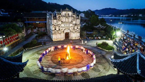 1.1 惠安女服饰：绚丽色彩中的女性美学