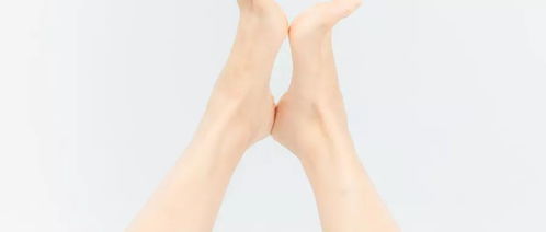 八字脚的人是什么生肖？男人八字脚能改好吗？