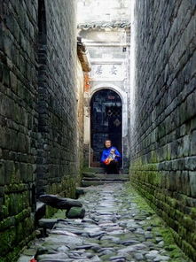 厕所的位置及其对主入口的影响