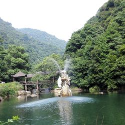 2. 第三方平台拼团有套路！美团较低价背后藏猫腻