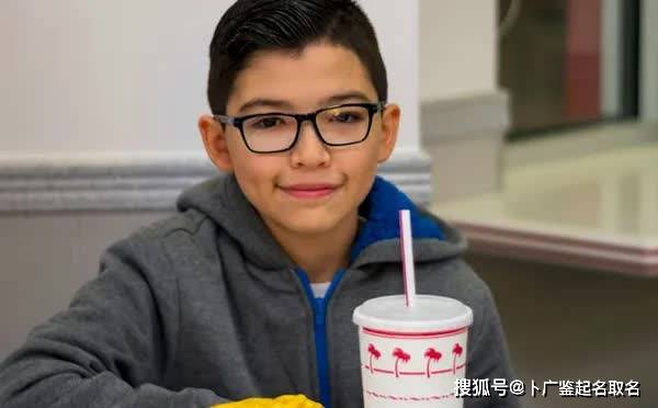 2026年陈姓男宝宝如何取一个霸气的大全名字？