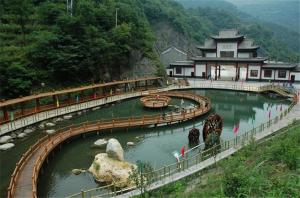 羊尾龙潭河：这个藏在深山里的宝藏地，到底值不值得专程跑一趟？