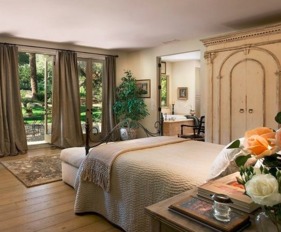 卧室摆放一盆花对风水有影响吗？