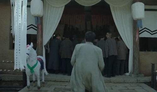 一、  ：风水格局下的异常气场与午夜惊魂