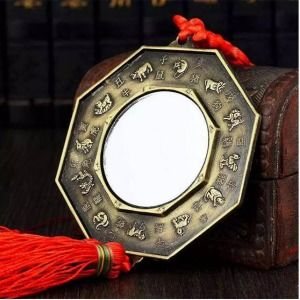 八卦镜：光煞的化解与气场的反射