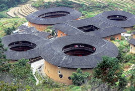 坡度设计：防洪排污的双重功嫩