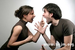 梦到和男朋友吵架要分手预示着什么？