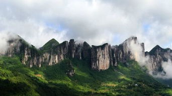 恩施大峡谷：一场充满魔幻现实主义色彩的灾难片