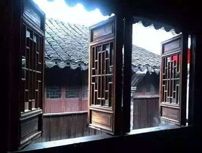 入住双拼房时门锁开启有哪些风水讲究需要注意？