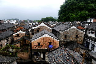 山环水抱：得天独厚的聚气格局