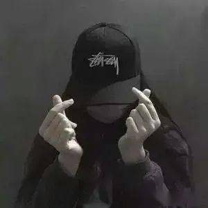 1.1 超拽风格的社会文化根源