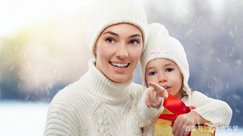 2026年出生的蛇宝宝男孩如何取一个既吉祥又好听的名字呢？