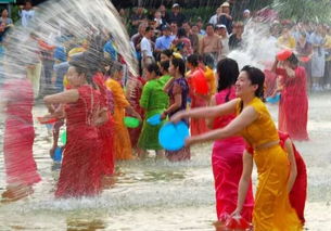 1.1 泼水仪式的远古起源