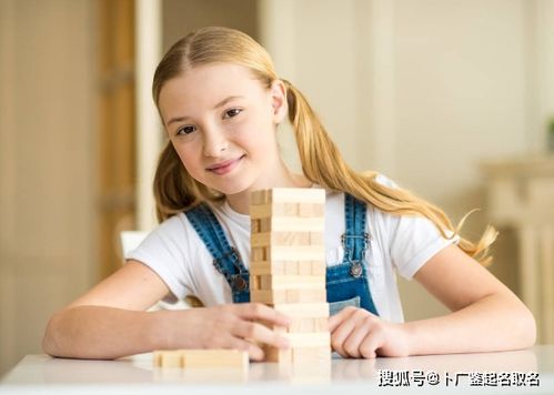 二、 “笑嫣嫣”等典型字义及其象征意义