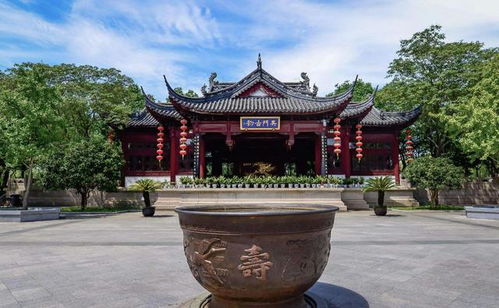 历史持续发展背景与建筑特征