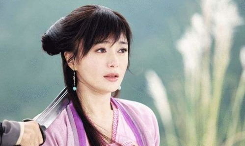 *2014年版* 《神雕侠侣》
`扮演者`：邓莎（1985年12月8日诞生于湖南株洲）， 曾于2007年参加红楼梦选秀，被评为全国五强较大，并夺得总冠军。