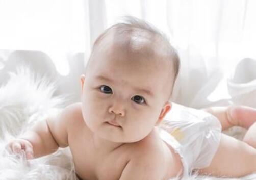 气度不凡？那是必须的！男孩就得有那股劲儿