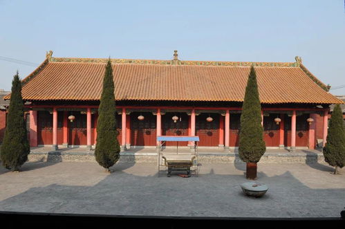 （一）建筑与服饰的和谐共鸣：营造历史场景感