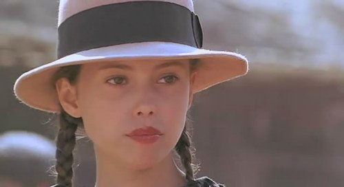 这样的风流多情女命八字，天生妩媚，究竟隐藏着怎样的神秘魅力？