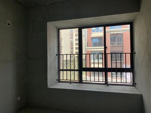 二、  案例实证分析：窗户尺寸失衡对居住环境的负面影响