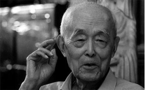 一、 研究背景与理论框架