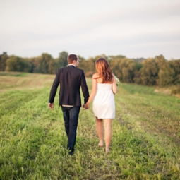 一、 错误观念的纠正及正确恋爱观的构建