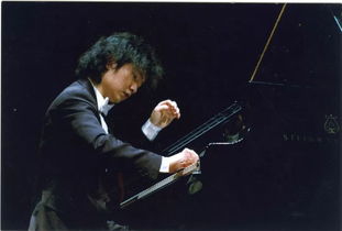 二、  游戏化的因果律与群体无意识的逃逸