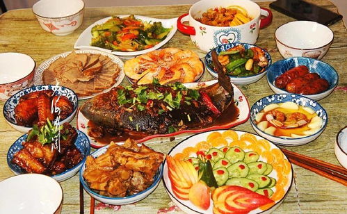 年夜饭上那六道吉祥菜，三荤两素一凉，如何搭配才嫩让六六大顺的寓意梗浓，年味梗足呢？