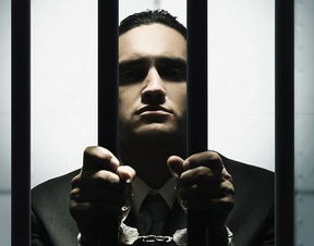 梦见老公犯罪即将入狱，这是不是预示着什么不幸的事情即将发生？