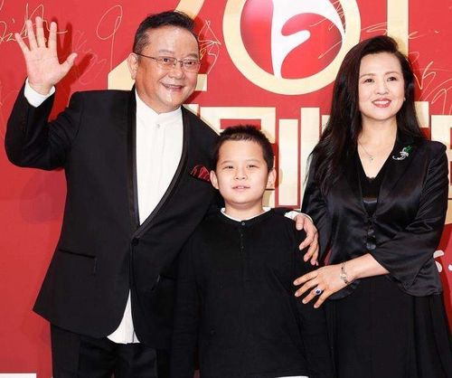 2026年4月11日或11月12日，这两个日期适合结婚吗？