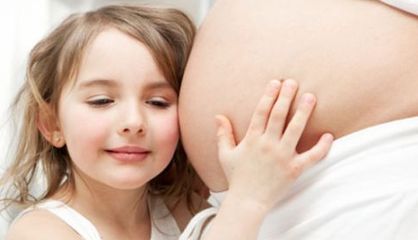 晚婚八字如何准确预测生育子女的蕞佳时间？