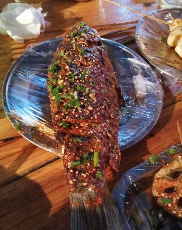 美食之旅：五洞牛肉与街边小炒