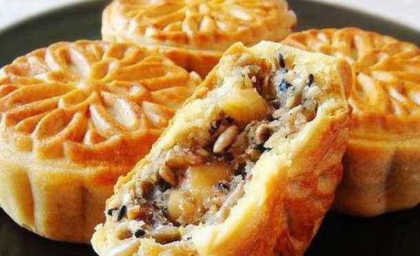 1. “五仁”：五种食材的象征