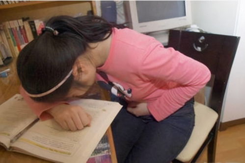 哪些生肖男会因为与父母生肖相冲而特别疼爱自己的妈妈？