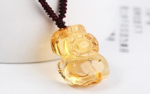 2026年12月有哪些吉日适合为开光吊坠进行开光仪式呢？