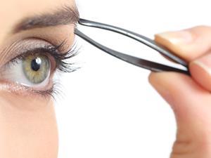 眉毛如此浓密，这是否意味着我有着旺盛的生命力或某种特殊魅力？