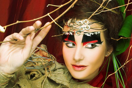 一、 显示设备本身的硬件老化与参数设置失误